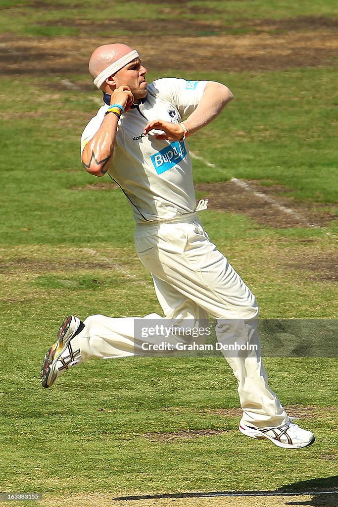 Sheffield Shield - Bushrangers v Blues: Day 3