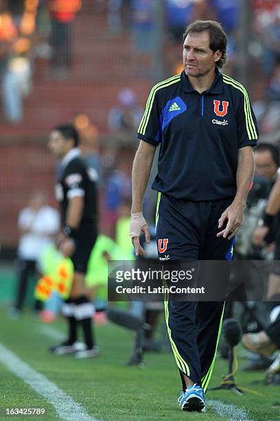 Dario Franco, coach of Universidad de Chile, during a match between Universidad de Chile and Deportes Iquique as part of the Torneo Transicin 2013...