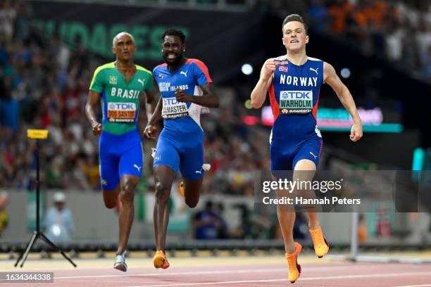 Karsten Warholm of Team Norway celebrates winning the Men's 400m Hurdles Final during day five of the World Athletics Championships Budapest 2023 at...