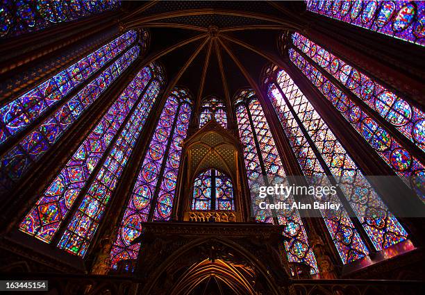 france, paris, la sainte-chapelle interior - sainte chapelle photos et images de collection