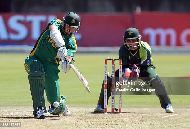 Graeme Smith of South Africa hits a six during the 1st One Day International match between South Africa and Pakistan at Chevrolet Park on March 10,...