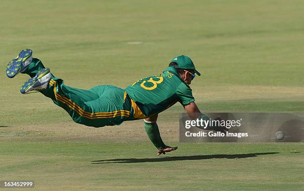 Faf du Plessis of South Africa tries for a run out during the 1st One Day International match between South Africa and Pakistan at Chevrolet Park on...