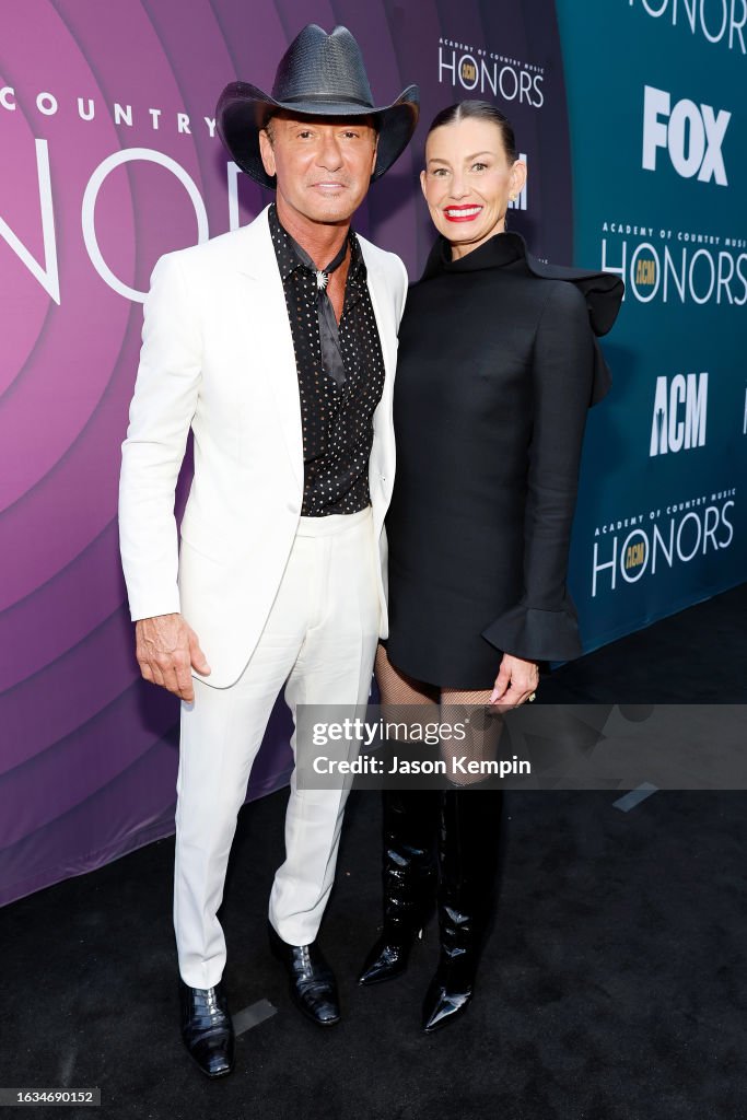 16th Annual Academy of Country Music (ACM) Honors – Red Carpet