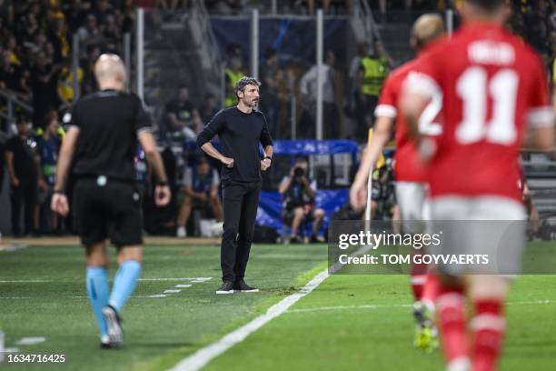 Antwerp's head coach Mark van Bommel pictured during a soccer game between Greek AEK Athens FC and Belgian soccer team Royal Antwerp FC, Wednesday 30...