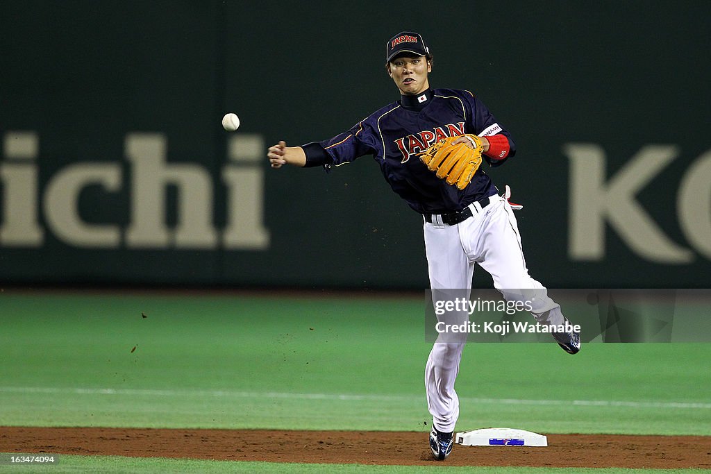 Japan v Netherlands - World Baseball Classic Second Round Pool 1