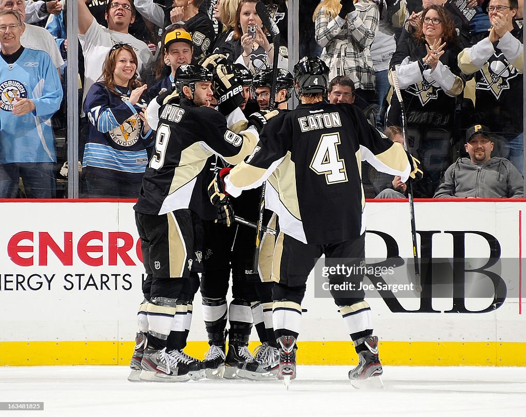 New York Islanders v Pittsburgh Penguins