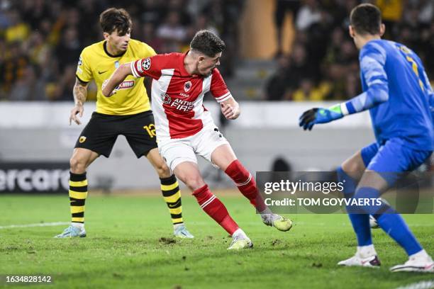 Antwerp's Arbnor Muja pictured in action during a soccer game between Greek AEK Athens FC and Belgian soccer team Royal Antwerp FC, Wednesday 30...