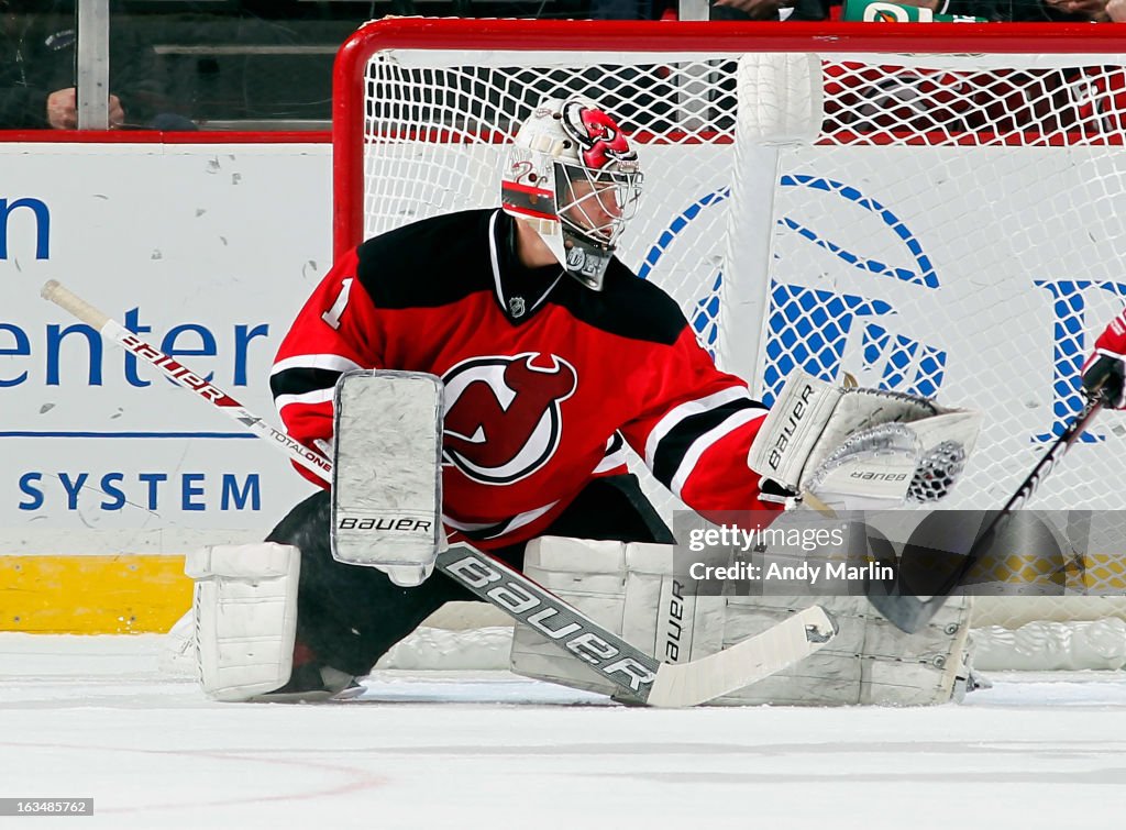 Winnipeg Jets v New Jersey Devils