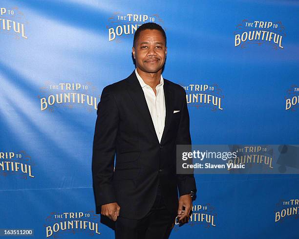 Cuba Gooding JR attends the "The Trip To Bountiful" Broadway Cast Photocall>> at Sardi's on March 11, 2013 in New York City.
