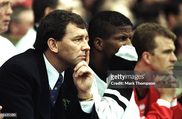 Middlesbrough's manager, Brian Robson watches the action during the match between Chelsea and Middlesbrough in the Coca-Cola Cup Final played at...