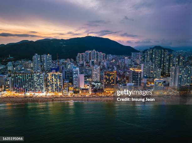 aerial view of gwangalli beach during summer at night - busan fotografías e imágenes de stock