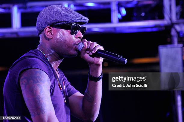 Talib Kweli performs at The Samsung Galaxy Sound Stage at SXSW on March 11, 2013 in Austin, Texas.