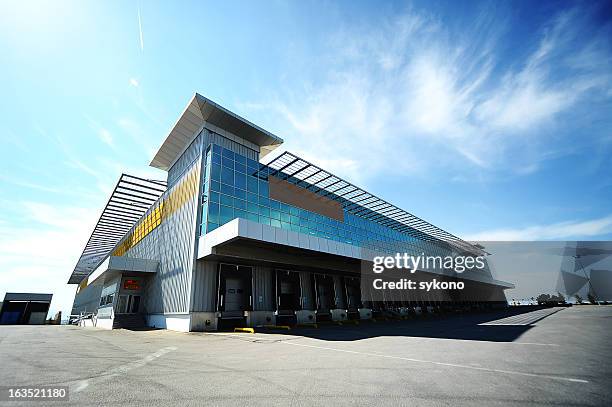 almacén al aire libre - edifício industrial fotografías e imágenes de stock