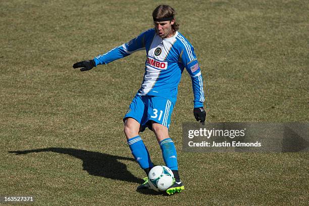 Jeff Parke of the Philadelphia Union passes the ball against the Colorado Rapids at Dick's Sporting Goods Park on March 10, 2013 in Commerce City,...