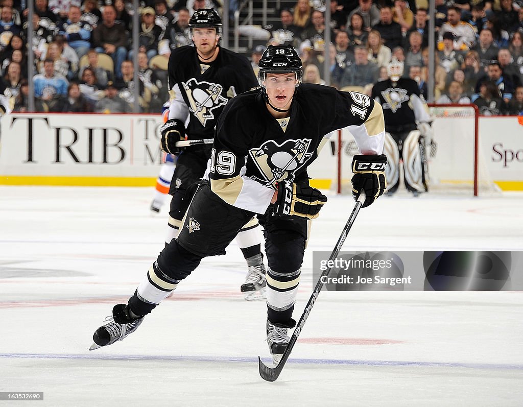 New York Islanders v Pittsburgh Penguins