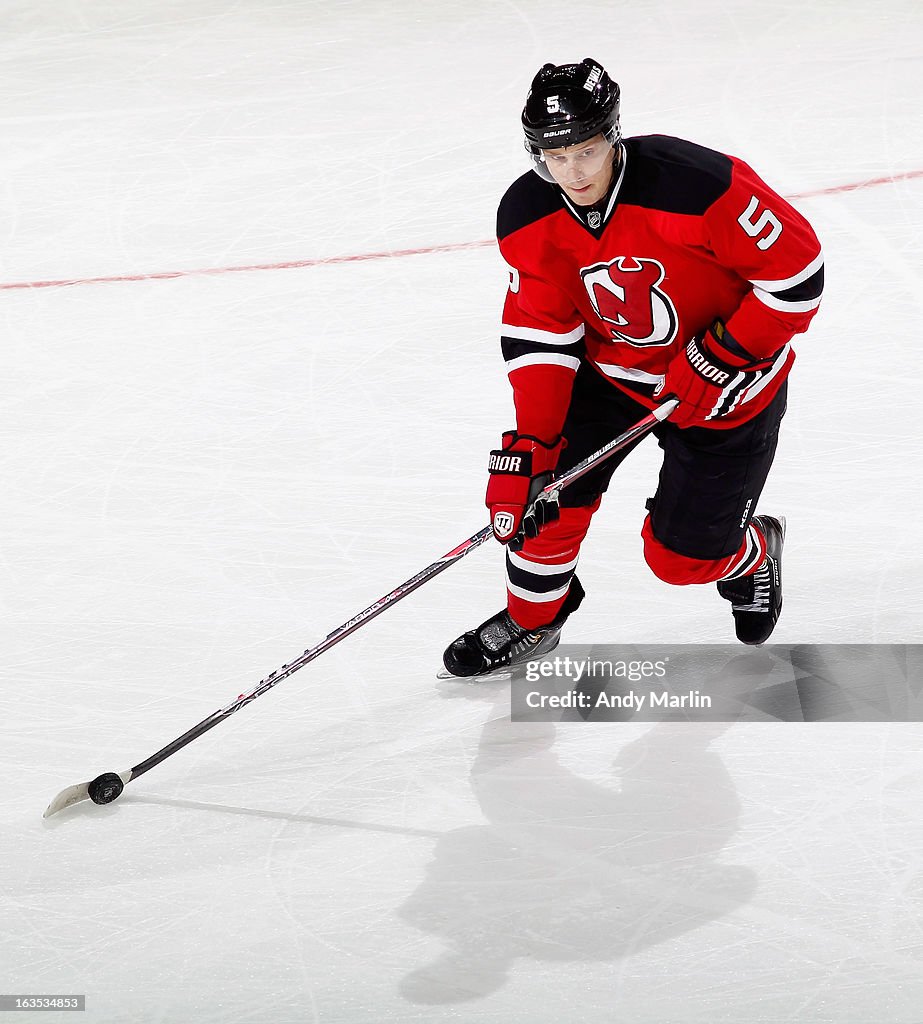 Winnipeg Jets v New Jersey Devils