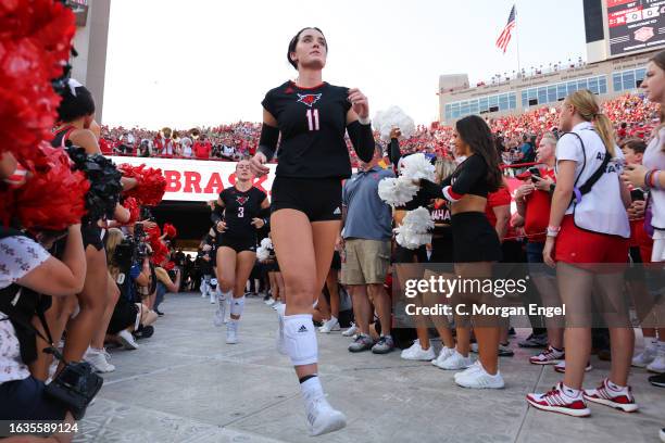 Shayla McCormick of the Omaha Mavericks takes the court before the match against the Nebraska Cornhuskers at Memorial Stadium on August 30, 2023 in...