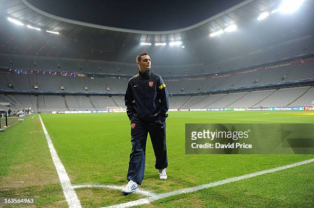Thomas Vermaelen of Arsenal views the stadium before the Press Conference ahead of their UEFA Champions League Round of 16 match against Bayern...