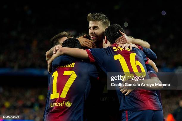 Gerard Pique of FC Barcelona celebrates David Villas goal, their third goal with teammates Sergio Busquets , Pedro Rodriguez Ledesma , Leo Messi...