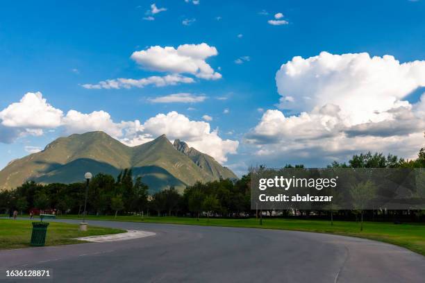 parco fundidora a monterrey - stato di nuevo leòn foto e immagini stock