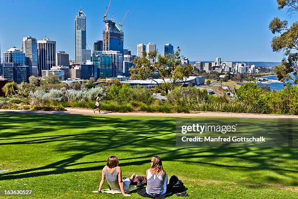 relaxing at kings park perth - perth australia stock pictures, royalty-free photos & images