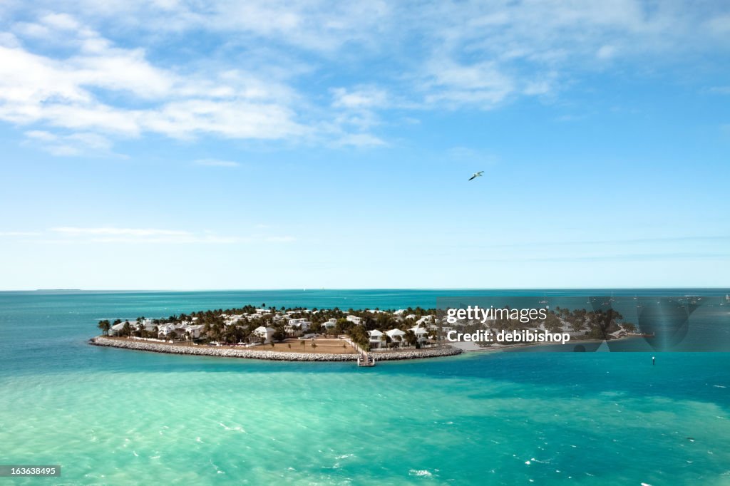 Isla en las aguas turquesa del mar Caribe, cerca de Cozumel, México