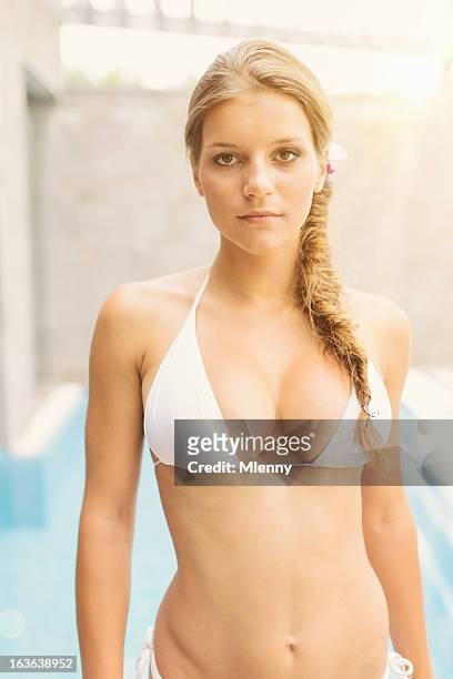 bikini girl summer beauty - swimsuit models girls stock pictures, royalty-free photos & images