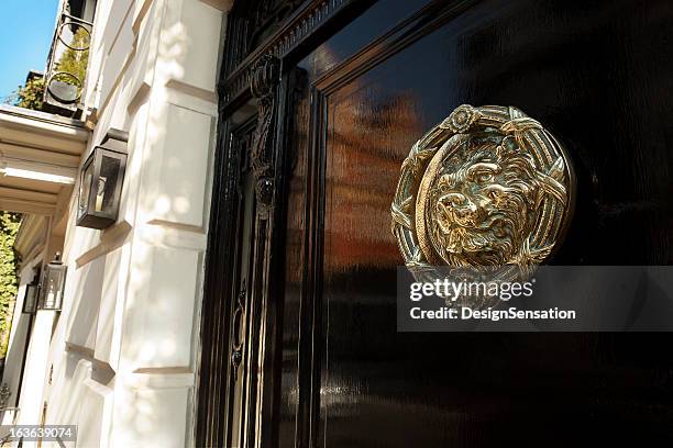 brass door knocker, mayfair, london xxxl - mayfair london stock pictures, royalty-free photos & images