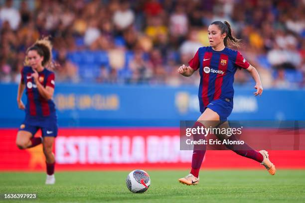 Giulia Dragoni of FC Barceloan run with the ballduring the Joan Gamper Trophy match between FC Barcelona Women and Juventus Women at Estadi Johan...