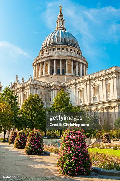 st. paul's cathedral, london, england - saint pauls cathedral stock pictures, royalty-free photos & images