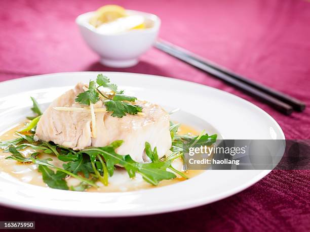 steamed cod - kabeljauw stockfoto's en -beelden