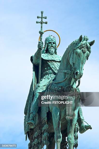 king stephan statue - stephen stock pictures, royalty-free photos & images