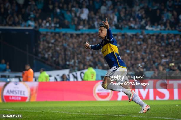 Marcos Rojo of Boca Juniors celebrates winning the penalty shoot out during a second leg quarter final match between Racing Club and Boca Juniors as...