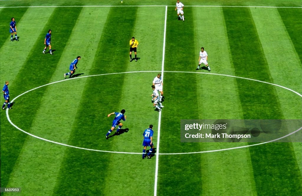 Norway kick off in the World Cup second round match against Italy at