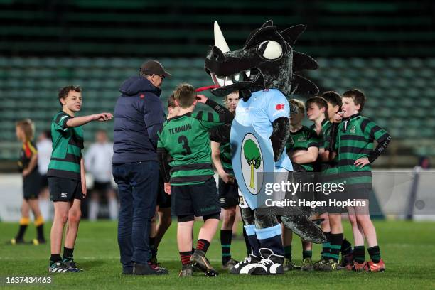 Northland's Taniwha mascot looks on during the round four Bunnings Warehouse NPC match between Manawatu and Northland at Central Energy Trust Arena,...