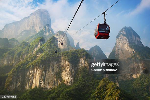 tianmenshan landscapes - cable car stock pictures, royalty-free photos & images