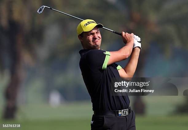 Simon Khan of England in action during day two of the Avantha Masters at Jaypee Greens Golf Club on March 15, 2013 in Delhi, India.