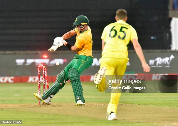 Tristan Stubbs of Australia is bowled out during the 2nd KFC T20 International match between South Africa and Australia at Hollywoodbets Kingsmead...