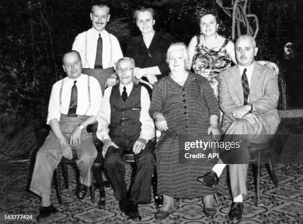 In this undated photo Tthe maternal family of Jorge Mario Bergoglio: standing uncle Oscar Adrian Sivori, his mother Regina Maria Sivori and aunt...