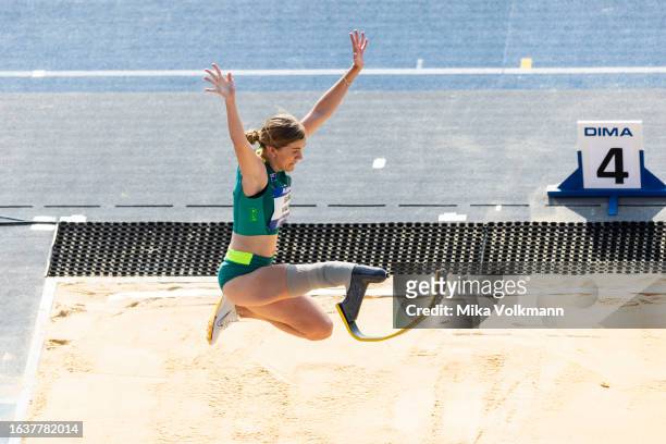 Sarah Walsh of australia jumps at the womens longjump competition T64 during day three of the Para Athletics World Championships Paris 2023 at Stade...