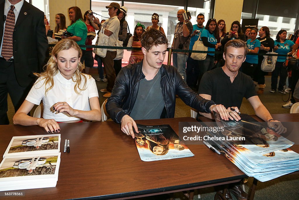 Author Stephenie Meyer And Actors Max Irons, Jake Abel and Diane Kruger Celebrate The Film Release Of "The Host" At Barnes & Noble