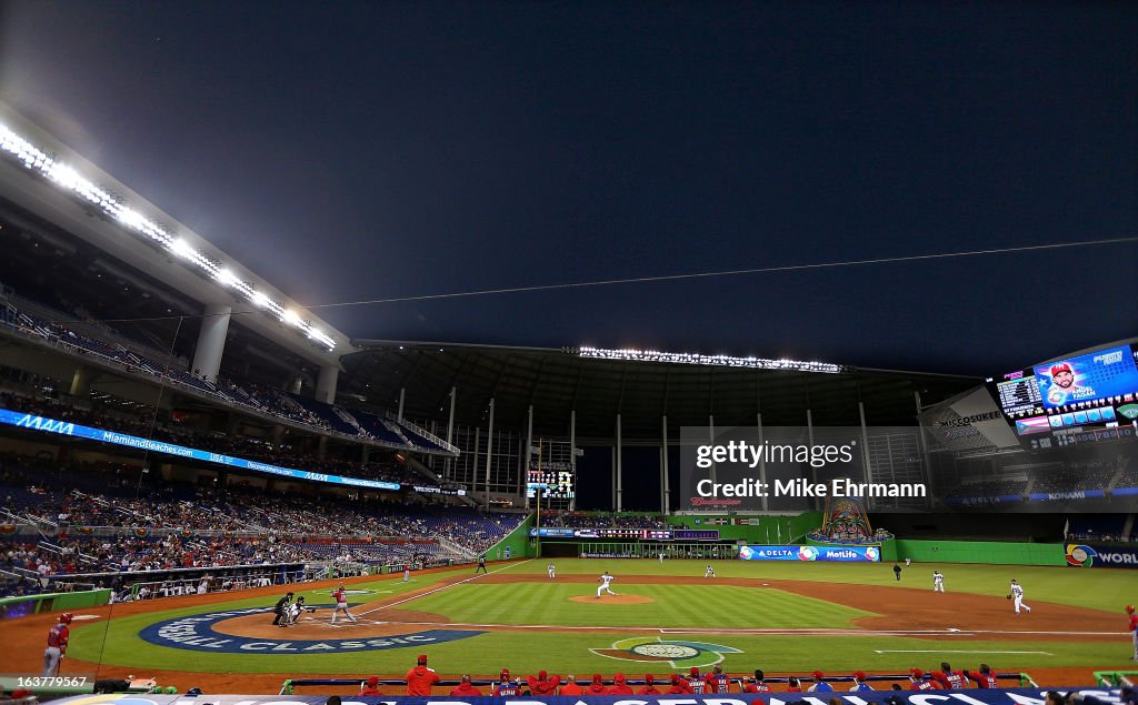 World Baseball Classic - Second Round - Miami - USA v Puerto Rico