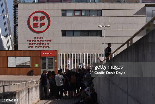 Members of the press try to gain access to the headquarters of the Spanish FA before an expected resignation of Spanish FA President Luis Rubiales...