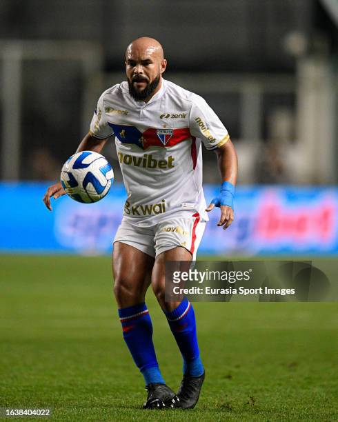 José Welison of Fortaleza controls the ball during Copa CONMEBOL Sudamericana match between America and Fortaleza on August 24, 2023 in Belo...