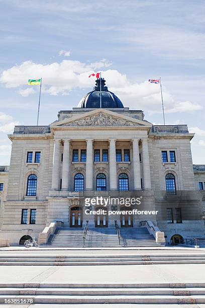 saskatchewan legislative building - regina saskatchewan stock pictures, royalty-free photos & images