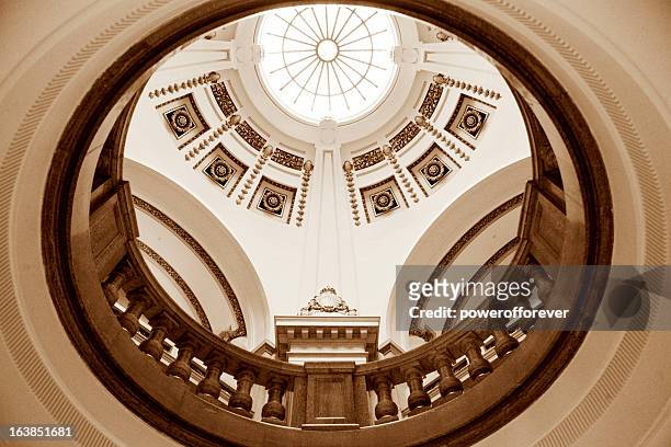 saskatchewan legislative building - regina saskatchewan stock pictures, royalty-free photos & images