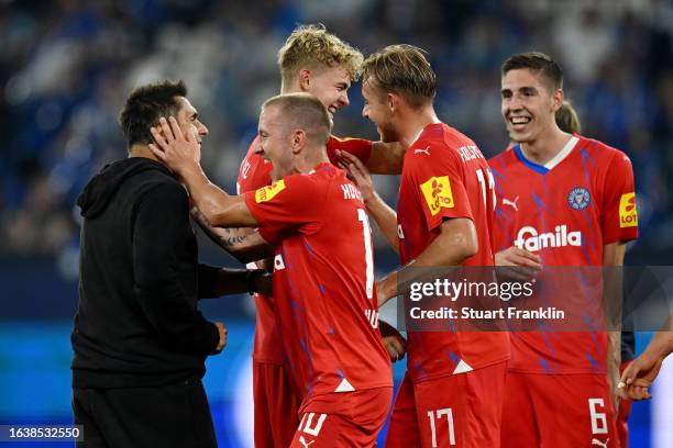 Marcel Rapp 1,175 Lewis Holtby Schalke Photos & High Res Pictures - Getty Images