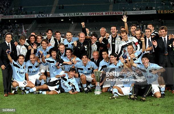 The Lazio squad celebrate after winning the Italian Super Cup against Juventus played in Italy. Lazio won the game 2-1. \ Mandatory Credit: Allsport...
