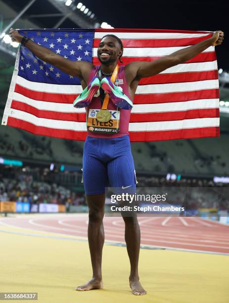 Noah Lyles of Team United States celebrates winning the Men's 200m Final during day seven of the World Athletics Championships Budapest 2023 at...