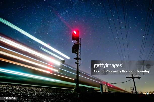 freight train near harpster, ohio - railway signal stock pictures, royalty-free photos & images